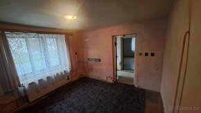 Rodinný domek k rekonstrukci v obci Choteč u Jičína - 16