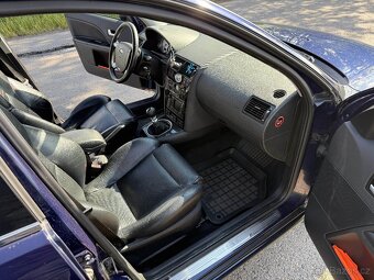 Ford Mondeo ST220 3.0 V6 166kw - 16