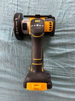 Dewalt XR Brushless DCS438  20V  3” Cut Off Tool  Bruska - 16