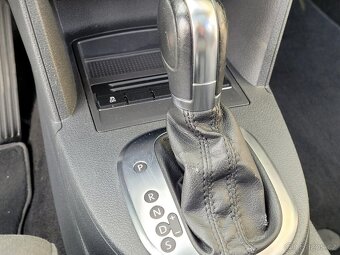 Volkswagen Touran, 1,4 DSG Highline, nové ROZVODY - 16