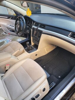 ŠKODA SUPERB FACELIFT (KOMPLET SERVIS,NOVÁ TK) - 16