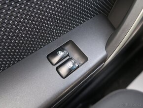 Chevrolet Aveo 1.2i 55 kW 1.MAJITEL SERVISKA - 16