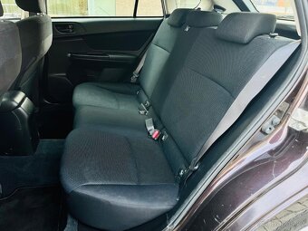 Subaru Impreza 1.6i BENZÍN 4x4 MANUÁL SERVISKA - 16