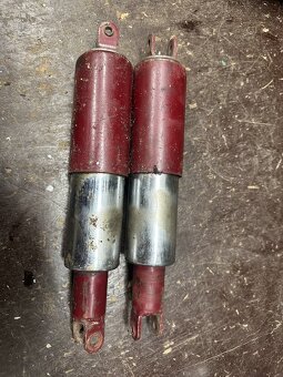 Predám zadní tlumiče na motocykle JAWA ČZ 125 175 250 350 - - 16