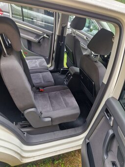 Volkswagen Touran,   VW Touran 2.0 TDI Highline - 16