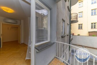 Pronájem klimatizovaného bytu 4+kk, 124 m² + 2xB, 3 neprůcho - 16