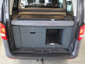 Mercedes-Benz Vito Tourer 114CDI ,automat,BYDLÍK,8míst - 16