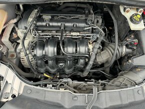 Ford C-MAX 1.6 Ti-VCT 92 kW TITANIUM 7 míst - 16