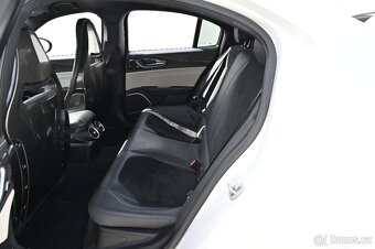 Alfa Romeo Giulia 2.9 V6 Quadrifoglio 375KW 2/17 - 16