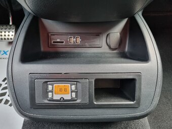 Mercedes-Benz Třídy V, Marco Polo 300 D 4x4, 176 kW - 16