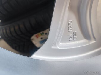 Toyota RAV4 R17 zimní alu 5x114,3 R17 225/65/17 nepoužito - 16