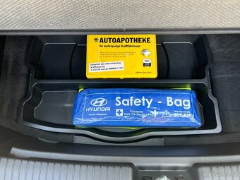 HYUNDAI ix20 1.4i 66 KW 1.MAJ PAR.SENZOR VYHŘ.SEDADLA+VOLANT - 16