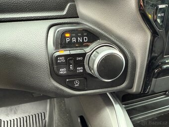 DODGE RAM 1500 HEMI LONGBED YELLOW JACKET - 16