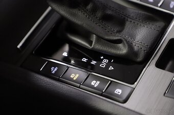 Škoda Superb 3 iV 1.4TSI Hybrid 160kW DSG - záruka Autodraft - 16