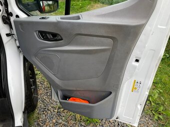Ford Transit 2.0 1.MAJ. ČR DPH 7MÍST TAŽNÉ - 16