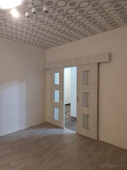 Pronájem bytu 1+2 s balkonem v Kadani  54 m - 16