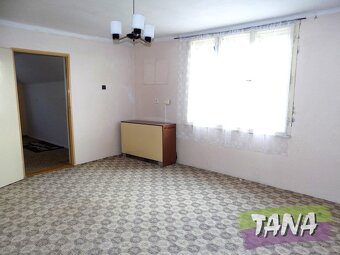 Prodej samostatně stojícího RD o dispozici 4+1 s vedlejšími  - 16