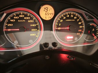 Honda SW-T400 (2011) kufr, jen 6500km, po servisu - 16