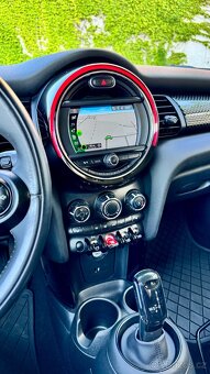 Mini Cooper 2.0 SD SPORT automat - 16