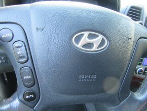 HYUNDAI 4x4 SANTA FE 2.2 CRDi 114kw 2009 nový čr.166 255km. - 16
