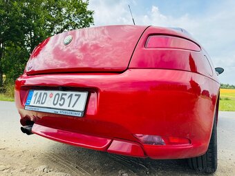 Alfa Romeo GT 2009 1,9JTD 110KW JEN 120tis. km. Bez koroze - 16