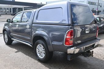 Toyota Hilux 3,0 D 4D DoubleCab Executive aut. 126kw - 16