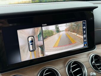 Mercedes E400 4Matic 245kW AMG Airmatic Pano - 16
