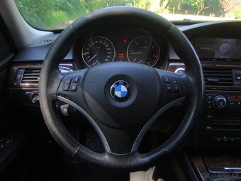 BMW Řada 3 320d EL.ŠÍBR XENONY AUTOMAT - 16