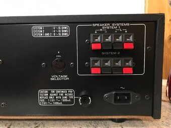 Marantz SR 810 Top stav - 16