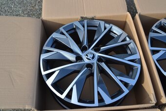 Škoda Karoq/Seat Ateca- NOVÉ 18 Alu disky 7Jx18 ET45, 5x112 - 16