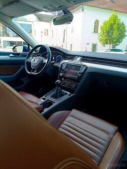 VW Passat B8 Combi 1.4Tsi 110kw výbava Individual - 16