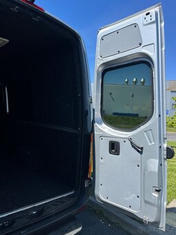 Mercedes Benz Sprinter 907 - 16