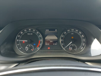 Škoda Octavia 2.0 TDI ČR S.KNIHA FULL LED - 16