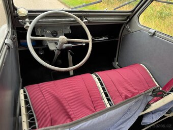 Citroën 2CV AZ z roku 1955 - 16
