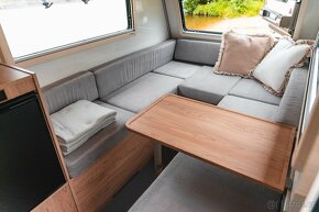 KETA S, MINIKARAVAN - 16