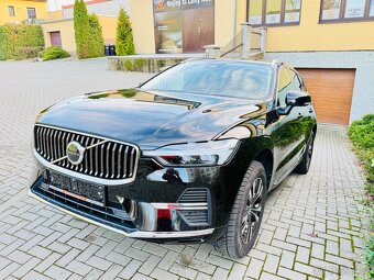 Volvo XC60 T6 257kW Inscription 4x4 NYNÍ PO SERVISE ČR 2022 - 16