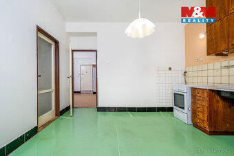 Prodej bytu 3+1, 91 m², Hradec Králové, ul. Škroupova - 16