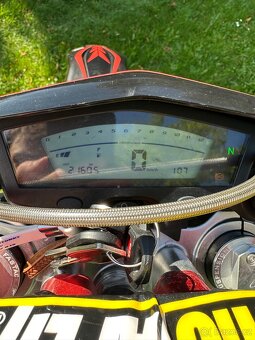 Motard 125 Swm sm 125 r - 16