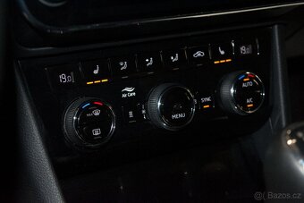ŠKODA Superb 3 v krásné a jedinečné zelené barvě - 16