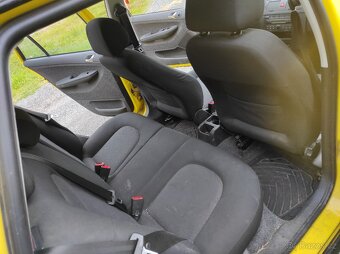 Plně pojízdná Škoda Fabia 1.9 tdi s novou TK Velmi levně - 16