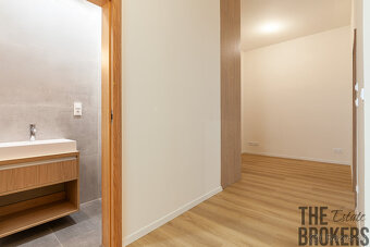 Prodej bytu 3+KK, 105 m² – Pernerova, Karlín - 16