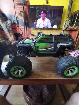 Traxxas summit 1:8 - 16