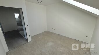 Rodinný dům 5kk, u Pardubic - 16