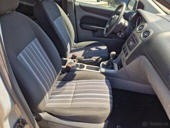 Ford Focus 1,6i 16v Trend - 16