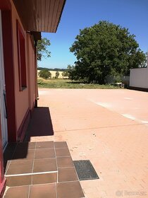 Atraktivný 6 pokojový, dvoupodlažní dům - 16