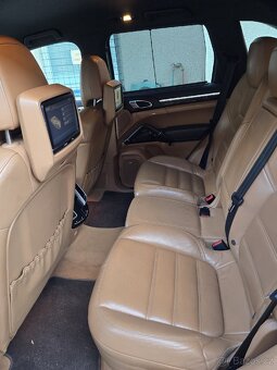 PORSCHE CAYENNE S 3,0 TFSI HYBRID R.V.11/2011 - 16