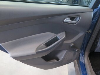 Ford Focus III kombi 1.6 92kW,klima,tažné,CZ, ne EcoBoost - 16