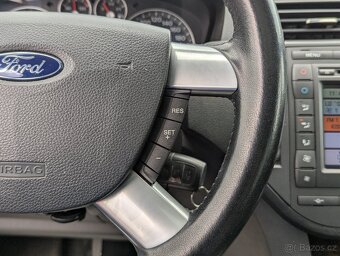 Ford C-MAX 2.0TDCi 100kW BIXENONY, ŠÍBR - 16