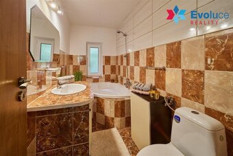 Prodej domu se 2 byty v Mladých Bukách - Krkonoše - 16