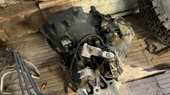 Díly Ford transit 2.2. TDCi 63kw - 16